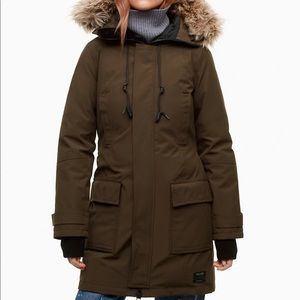 TNA (Aritzia) Bancroft parka - SMALL - dark olive